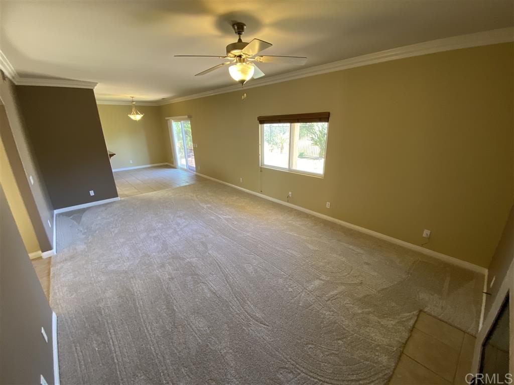 12715 Oak Knoll Road Poway, CA 92064 - Photo 5 of 25