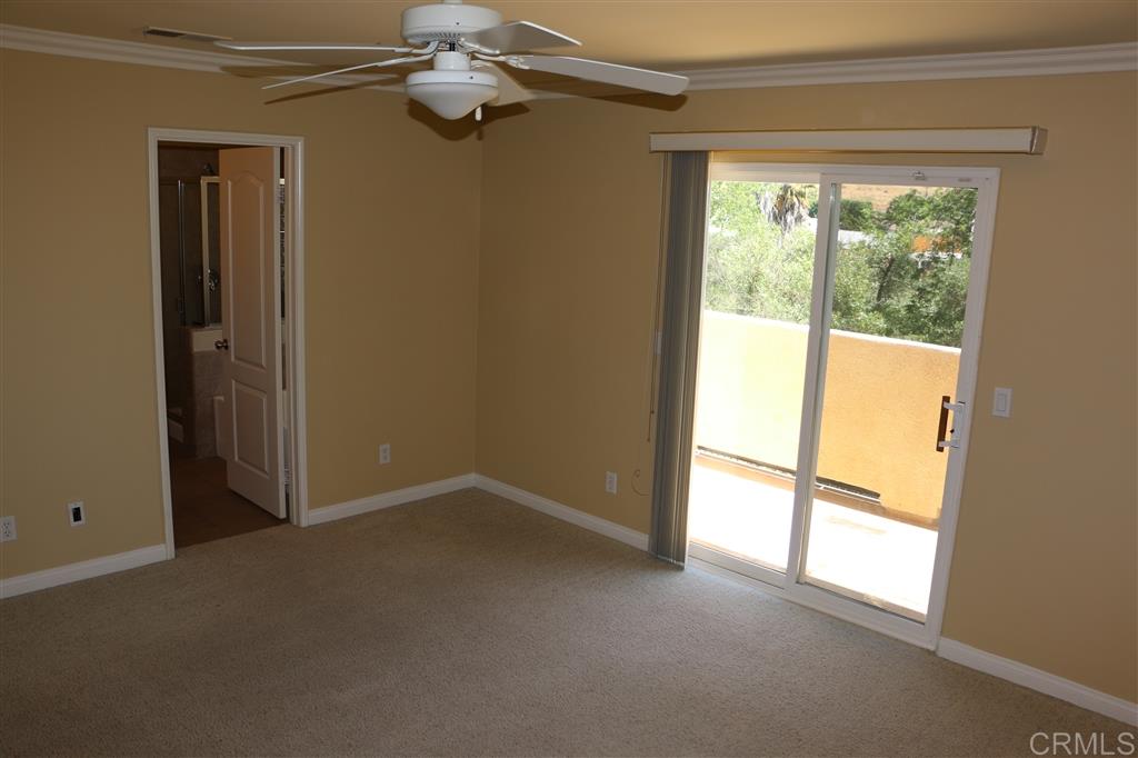 12715 Oak Knoll Road Poway, CA 92064 - Photo 9 of 25