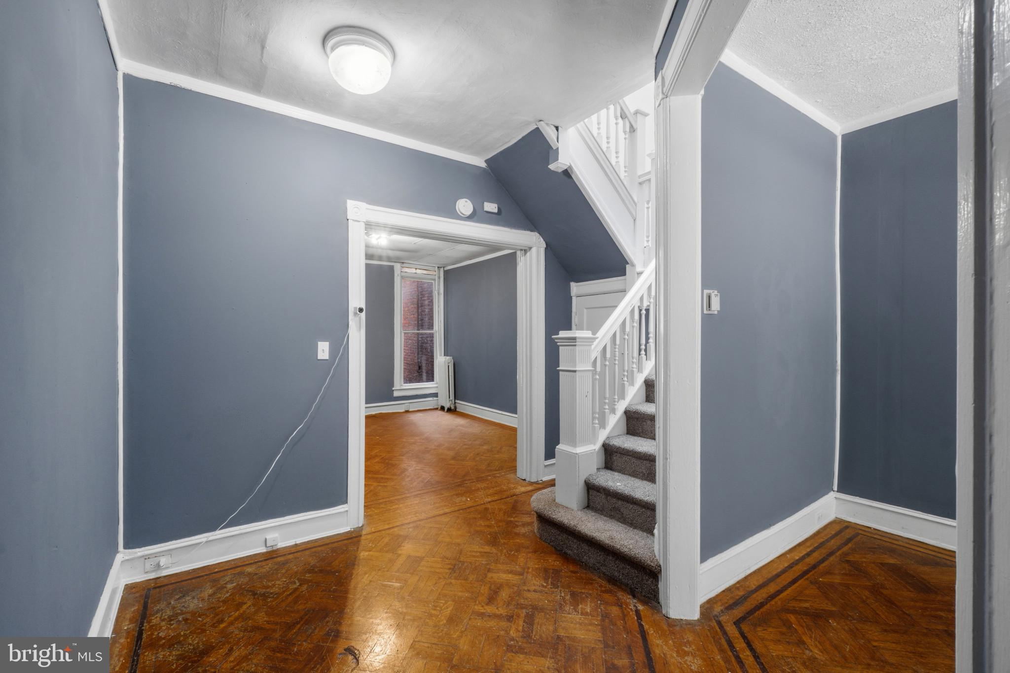 2159 Chelsea Terrace Baltimore, MD 21216 - Photo 4 of 30 Entryway