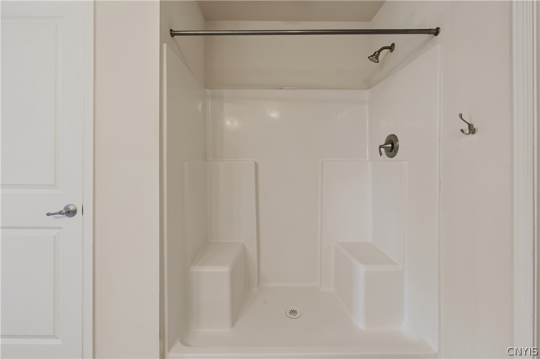 101 Rising Crest Circle Manlius, NY 13116 - Photo 22 of 35 Primary Bath Shower