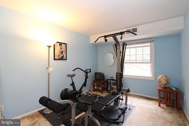 5905 Noblestown Road, Unit E Springfield, VA 22152 - Photo 14 of 26 Bedroom
