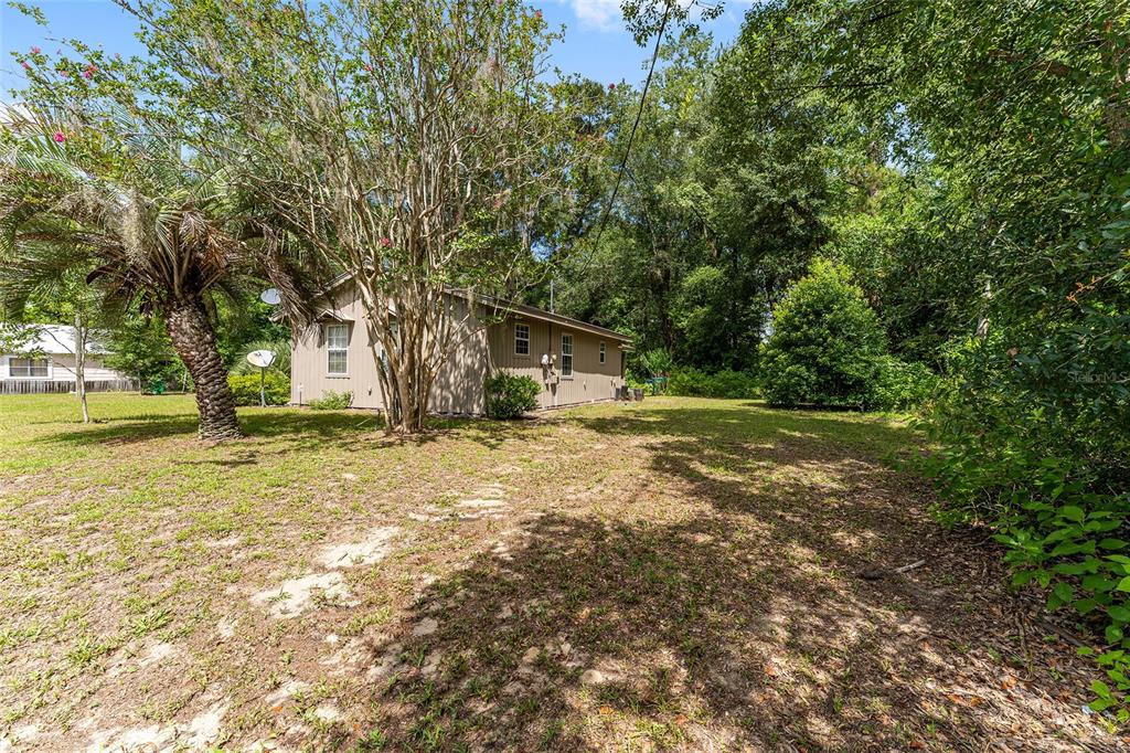 18673 Northwest 252nd Street High Springs, FL 32643 - Photo 27 of 40