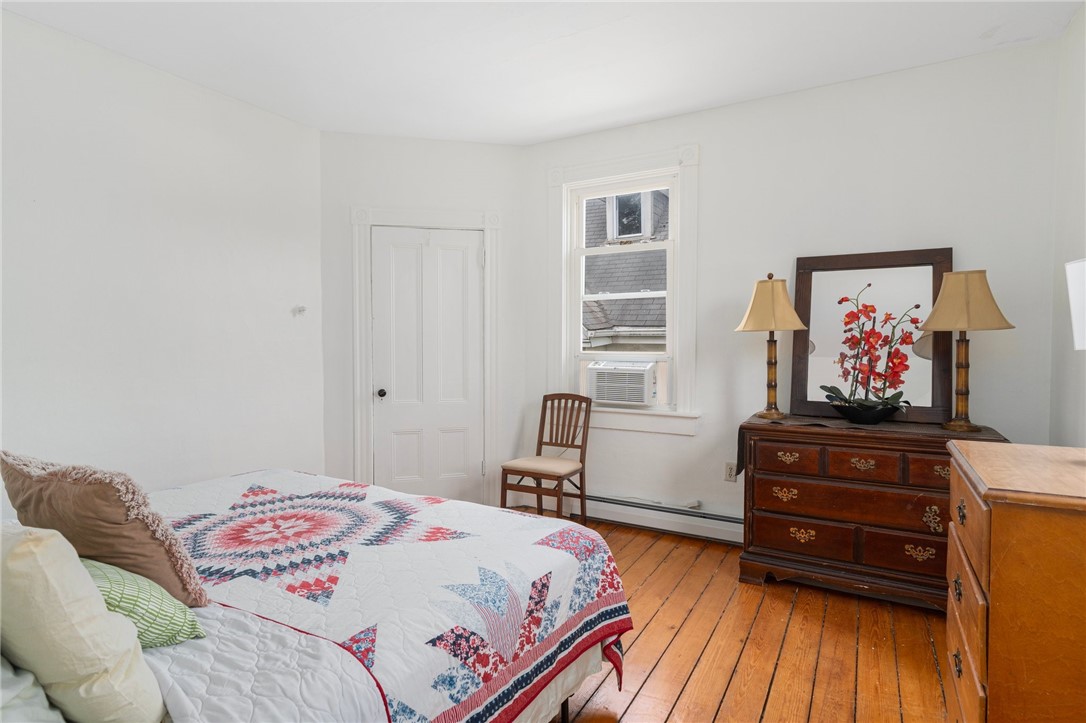 53 Warner Street Newport, RI 02840 - Photo 17 of 34