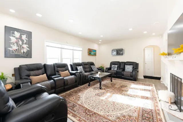 $235,000 | 6518 Harrison Avenue, Rockford, IL 61108