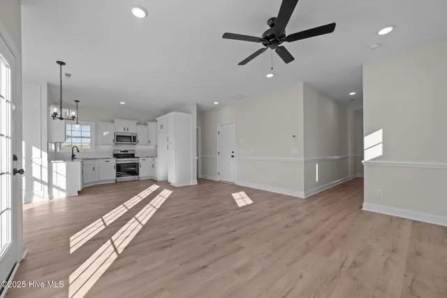 $301,500 | 412 Pepperbush Court, Ayden, NC 28513