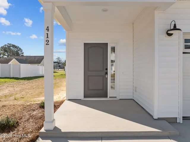 $301,500 | 412 Pepperbush Court, Ayden, NC 28513