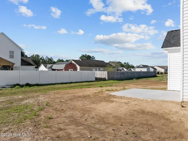 $301,500 | 412 Pepperbush Court, Ayden, NC 28513