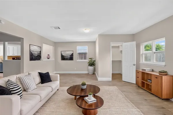 $315,000 | 11842 South Fairhollow Lane, Houston, TX 77043