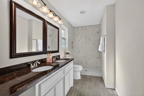 $315,000 | 11842 South Fairhollow Lane, Houston, TX 77043