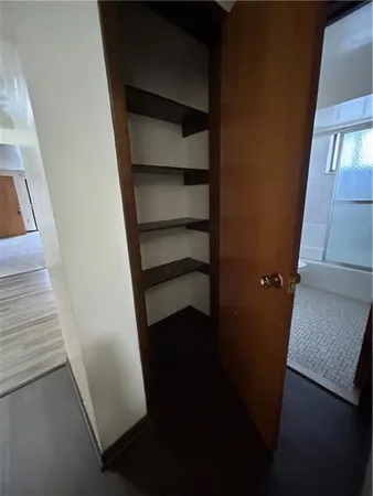 $800 | 935 Russellwood Avenue, Unit 5, McKees Rocks, PA 15136