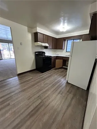 $800 | 935 Russellwood Avenue, Unit 5, McKees Rocks, PA 15136