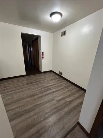 $800 | 935 Russellwood Avenue, Unit 5, McKees Rocks, PA 15136