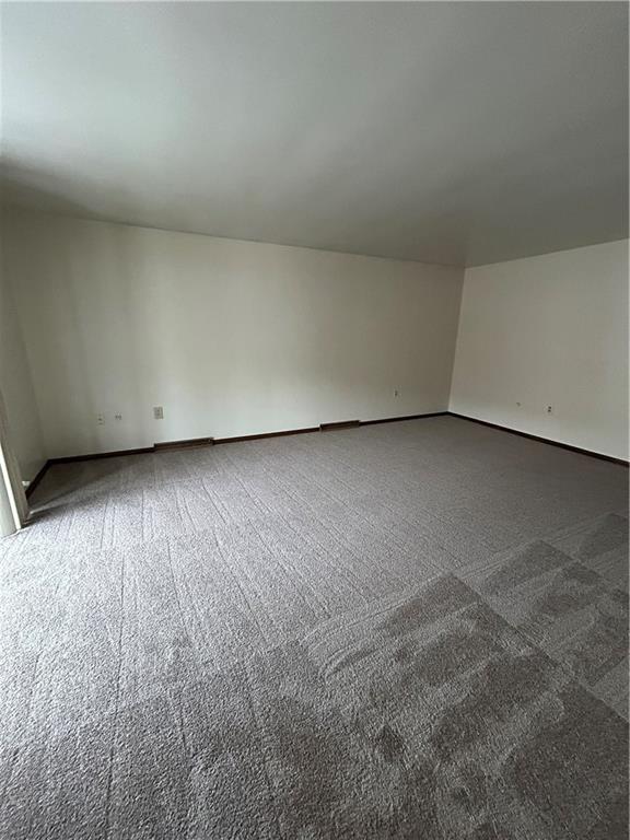 935 Russellwood Avenue, Unit 5 McKees Rocks, PA 15136 - Photo 7 of 21