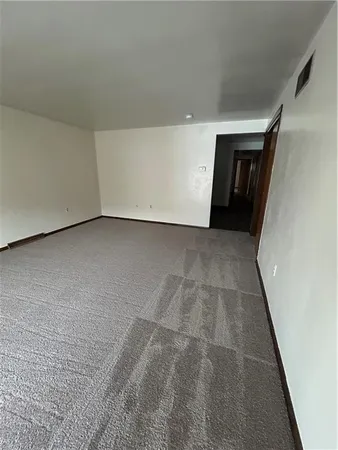 $800 | 935 Russellwood Avenue, Unit 5, McKees Rocks, PA 15136