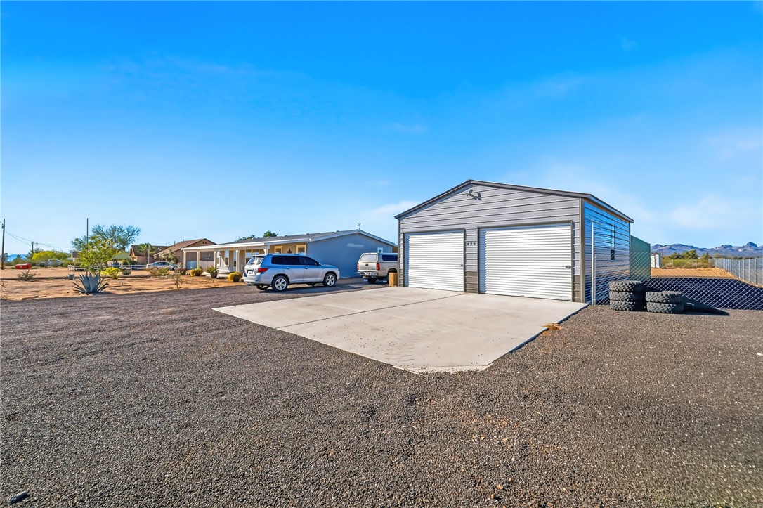 429 South Lochiel Road Golden Valley, AZ 86413 - Photo 40 of 61 Detached garage featuring driveway