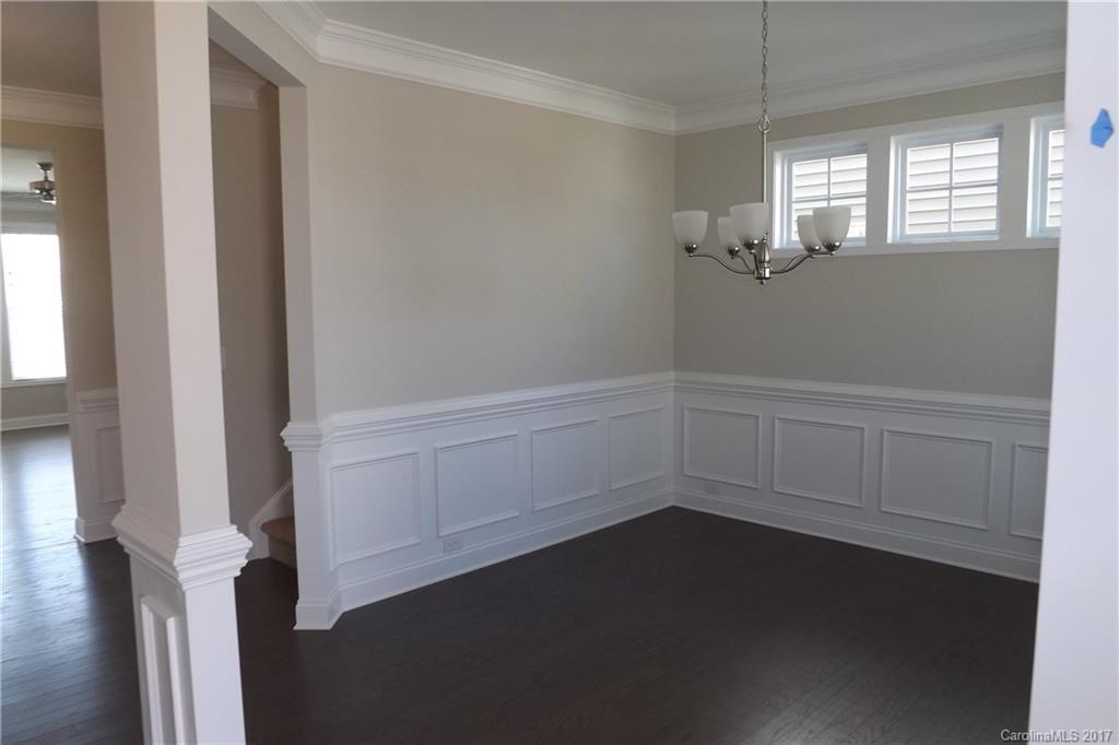 8239 Dallas Bay Road, Unit 219 Charlotte, NC 28278 - Photo 2 of 21