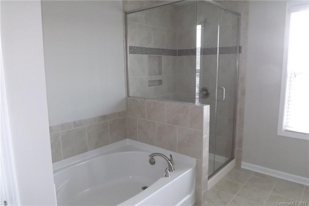 8239 Dallas Bay Road, Unit 219 Charlotte, NC 28278 - Photo 12 of 21