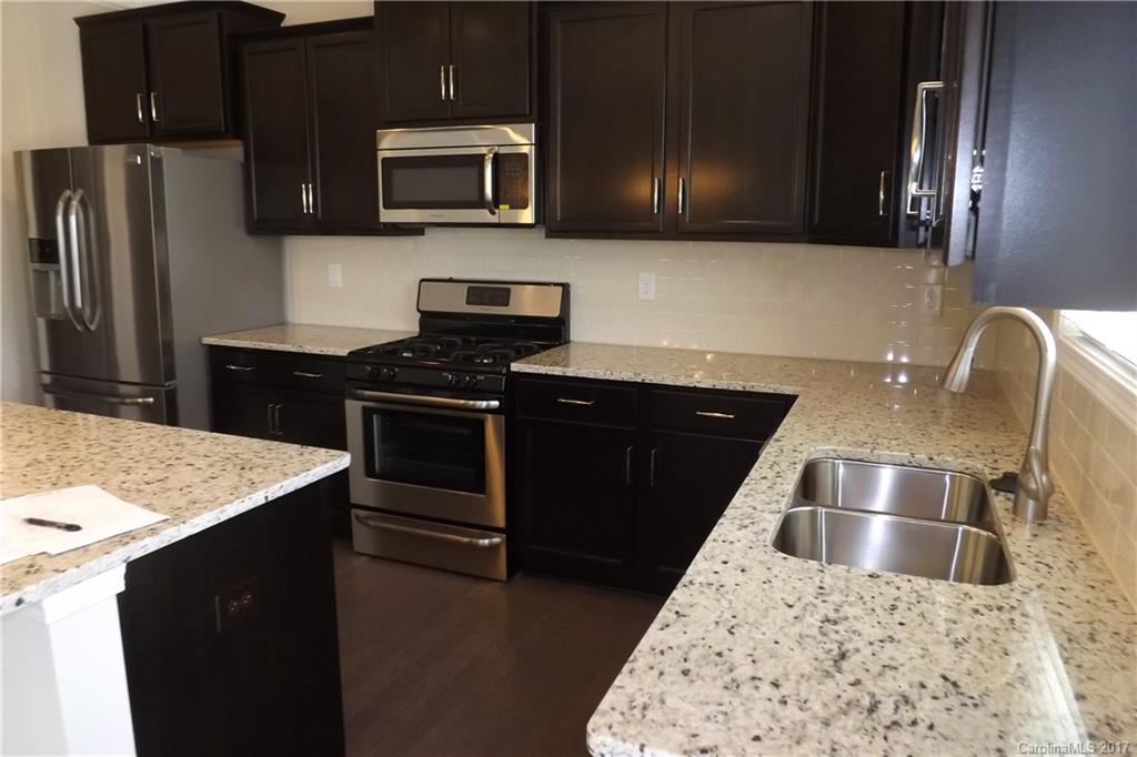 8239 Dallas Bay Road, Unit 219 Charlotte, NC 28278 - Photo 5 of 21