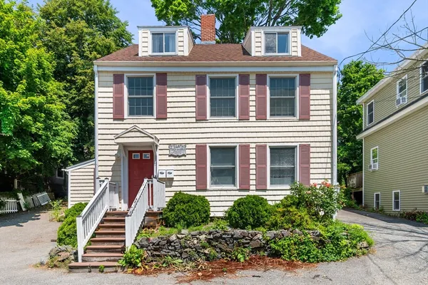$799,900 | 17 Vestry Street, Beverly, MA 01915