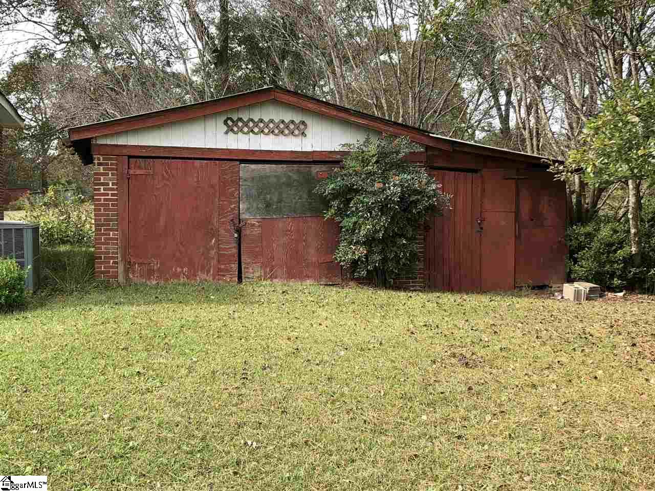 120 Holland Ford Road Pelzer, SC 29669 - Photo 4 of 32
