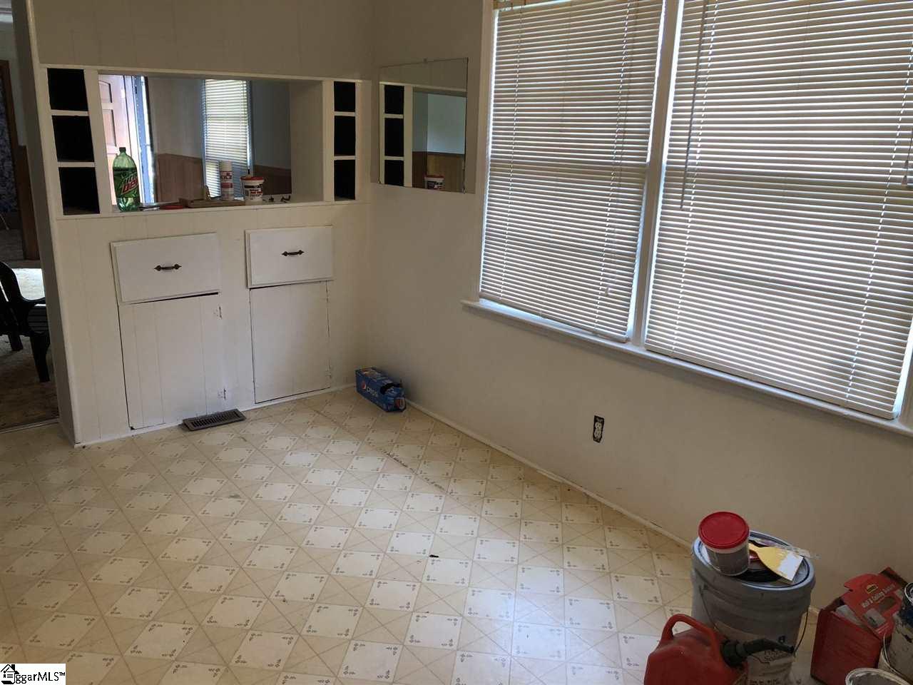 120 Holland Ford Road Pelzer, SC 29669 - Photo 8 of 32