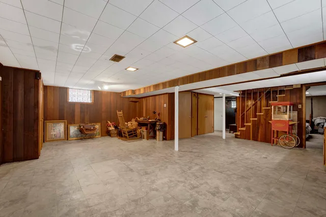 $399,900 | 5265 West Devon Avenue, Chicago, IL 60646