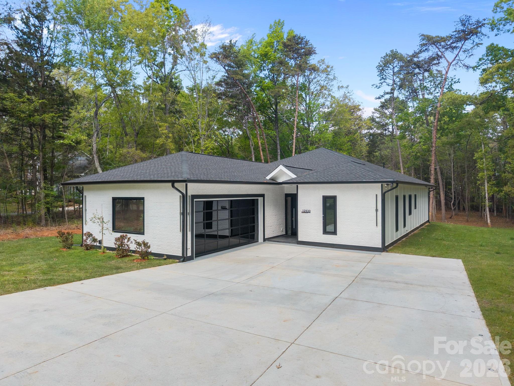 12930 Hamilton Road Charlotte, NC 28273 - Photo 2 of 44