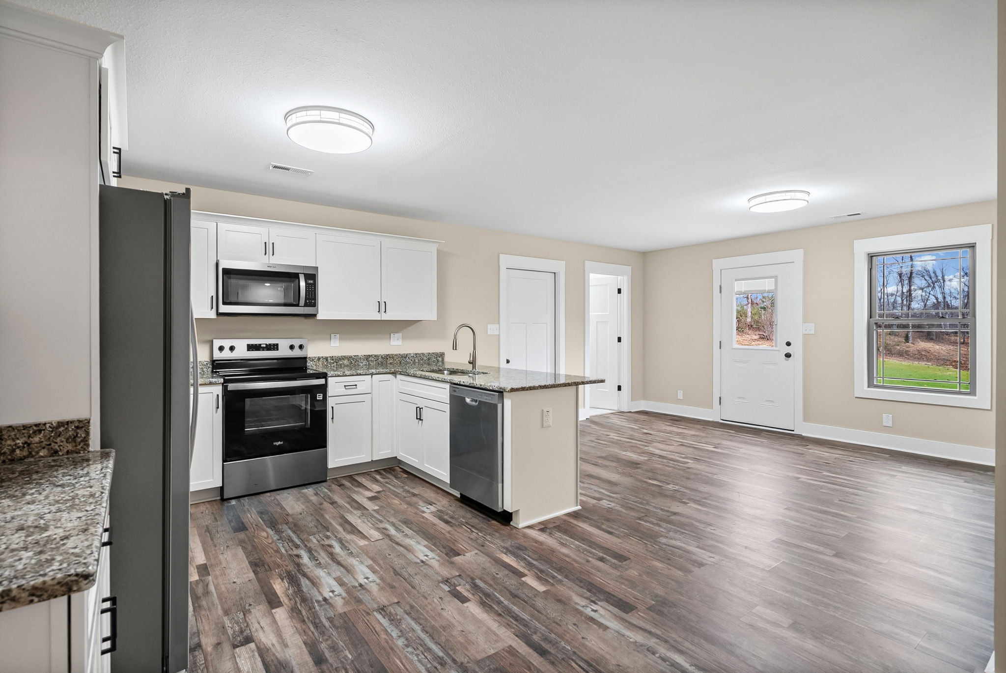 940 Palmyra Road Clarksville, TN 37040 - Photo 9 of 37 Gallery Image 9