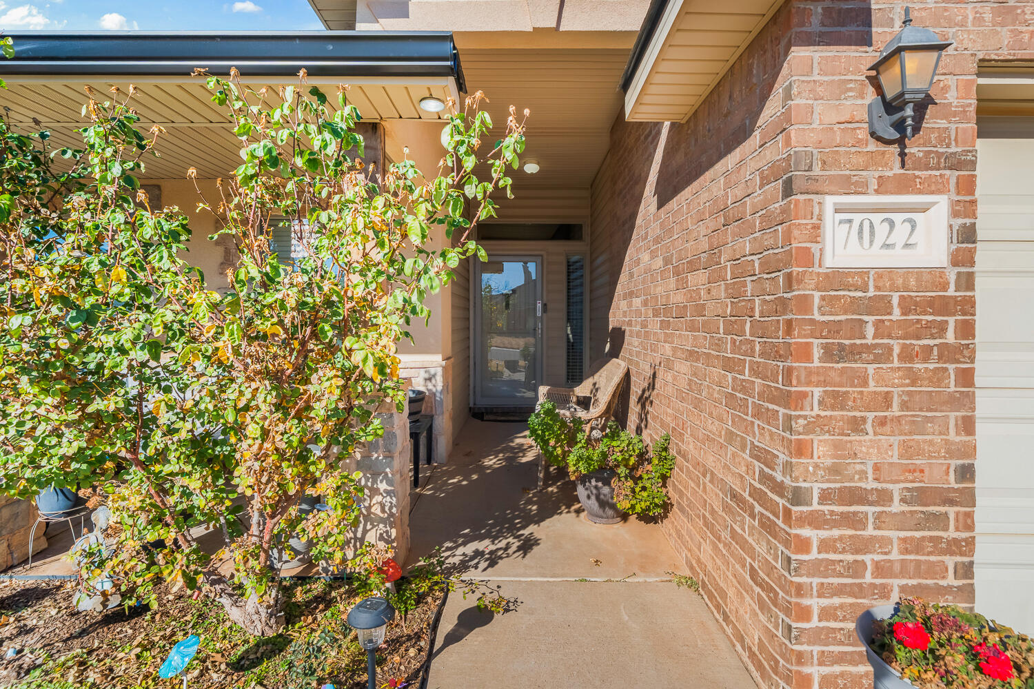 7022 94th Street Lubbock, TX 79424 - Photo 5 of 29 7022 94th St-29