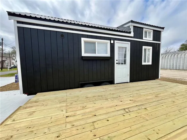 $1,200 | 710 East 1st Street, Belle Chasse, LA 70037