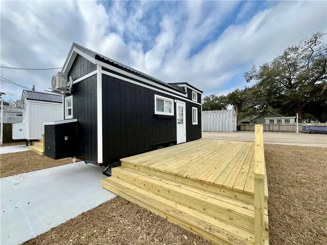 $1,200 | 710 East 1st Street, Belle Chasse, LA 70037