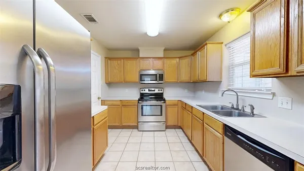 $450,000 | 2324-2326 Trace Meadows, College Station, TX 77845