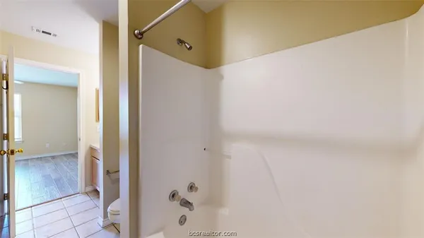 $450,000 | 2324-2326 Trace Meadows, College Station, TX 77845
