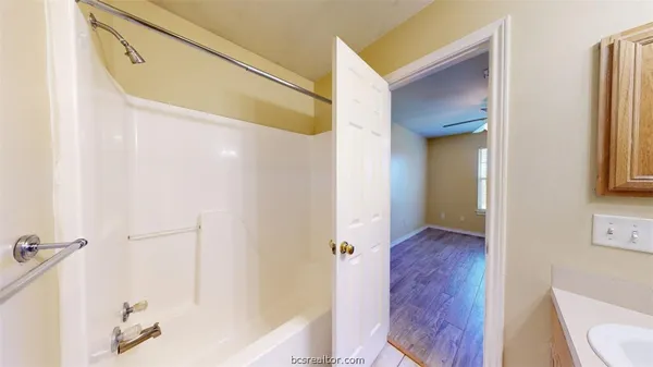 $450,000 | 2324-2326 Trace Meadows, College Station, TX 77845