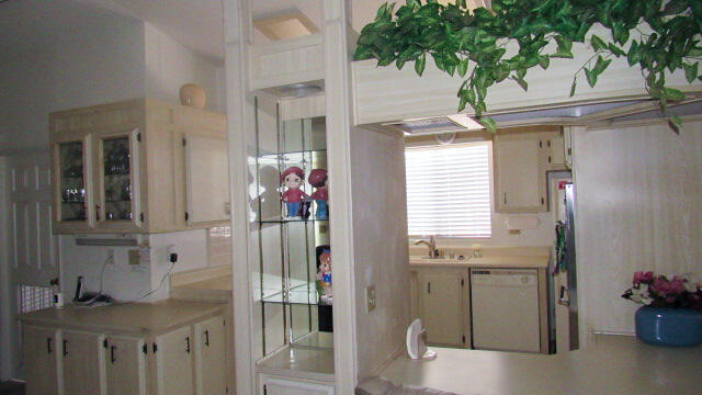 73404 Haystack Mountain Drive Palm Desert, CA 92260 - Photo 7 of 40 IMG_0028_0167_edited-1