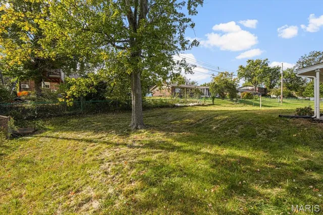 $425,000 | 2838 Flintwood Drive, St. Louis, MO 63129