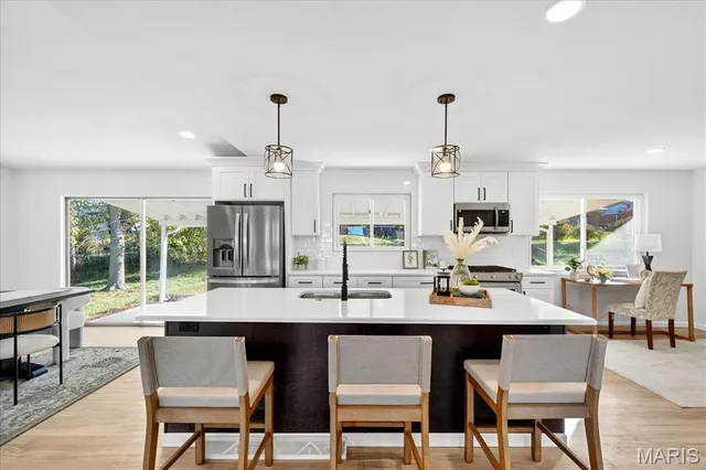 $425,000 | 2838 Flintwood Drive, St. Louis, MO 63129