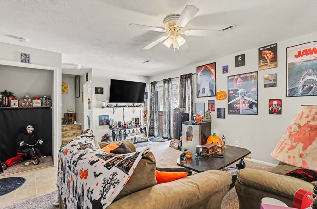 $300,000 | 1315 South Hanover Street, Hastings, MI 49058