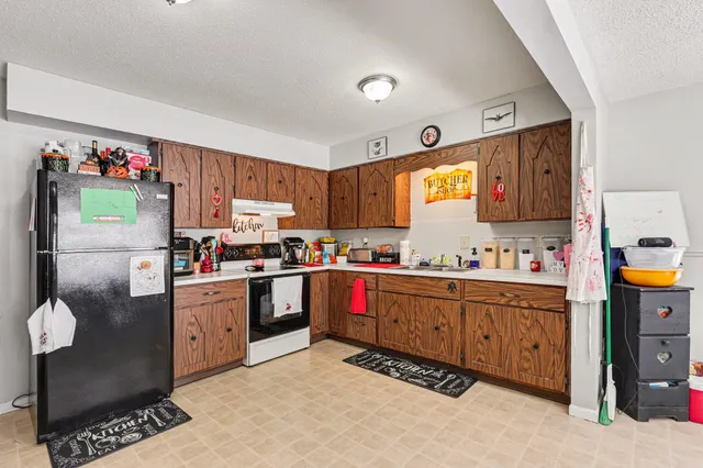 $300,000 | 1315 South Hanover Street, Hastings, MI 49058