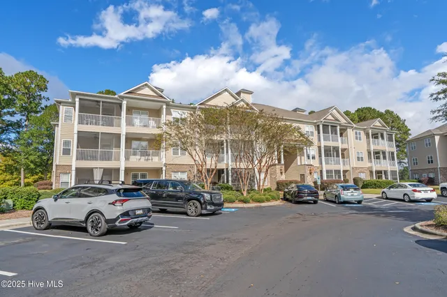 $275,900 | 260 Woodlands Way, Unit 13, Calabash, NC 28467