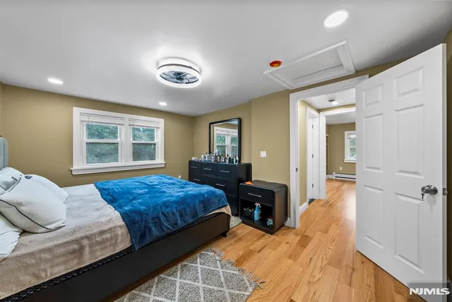 $749,000 | 1667 Ardsley Court, Teaneck, NJ 07666