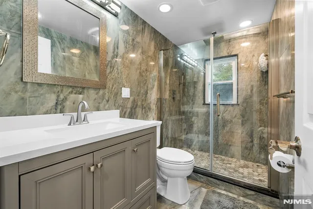 $749,000 | 1667 Ardsley Court, Teaneck, NJ 07666