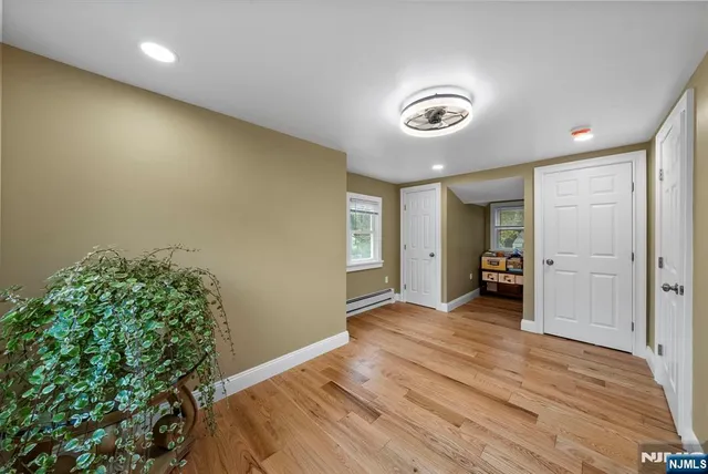 $749,000 | 1667 Ardsley Court, Teaneck, NJ 07666