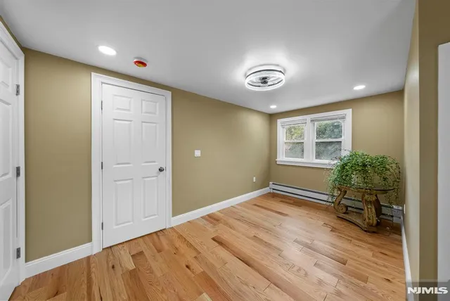 $749,000 | 1667 Ardsley Court, Teaneck, NJ 07666