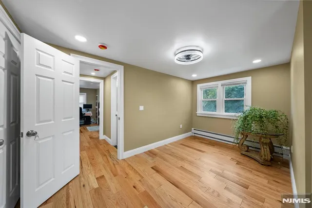 $749,000 | 1667 Ardsley Court, Teaneck, NJ 07666