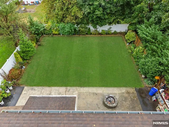 $749,000 | 1667 Ardsley Court, Teaneck, NJ 07666