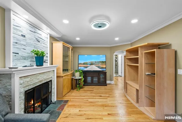 $749,000 | 1667 Ardsley Court, Teaneck, NJ 07666