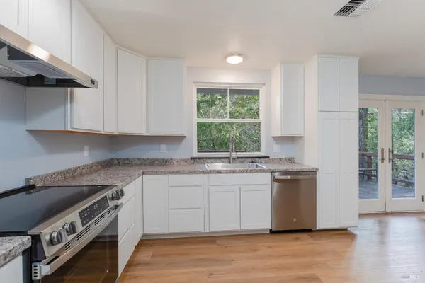 $339,000 | 25053 Robin Circle, Willits, CA 95490