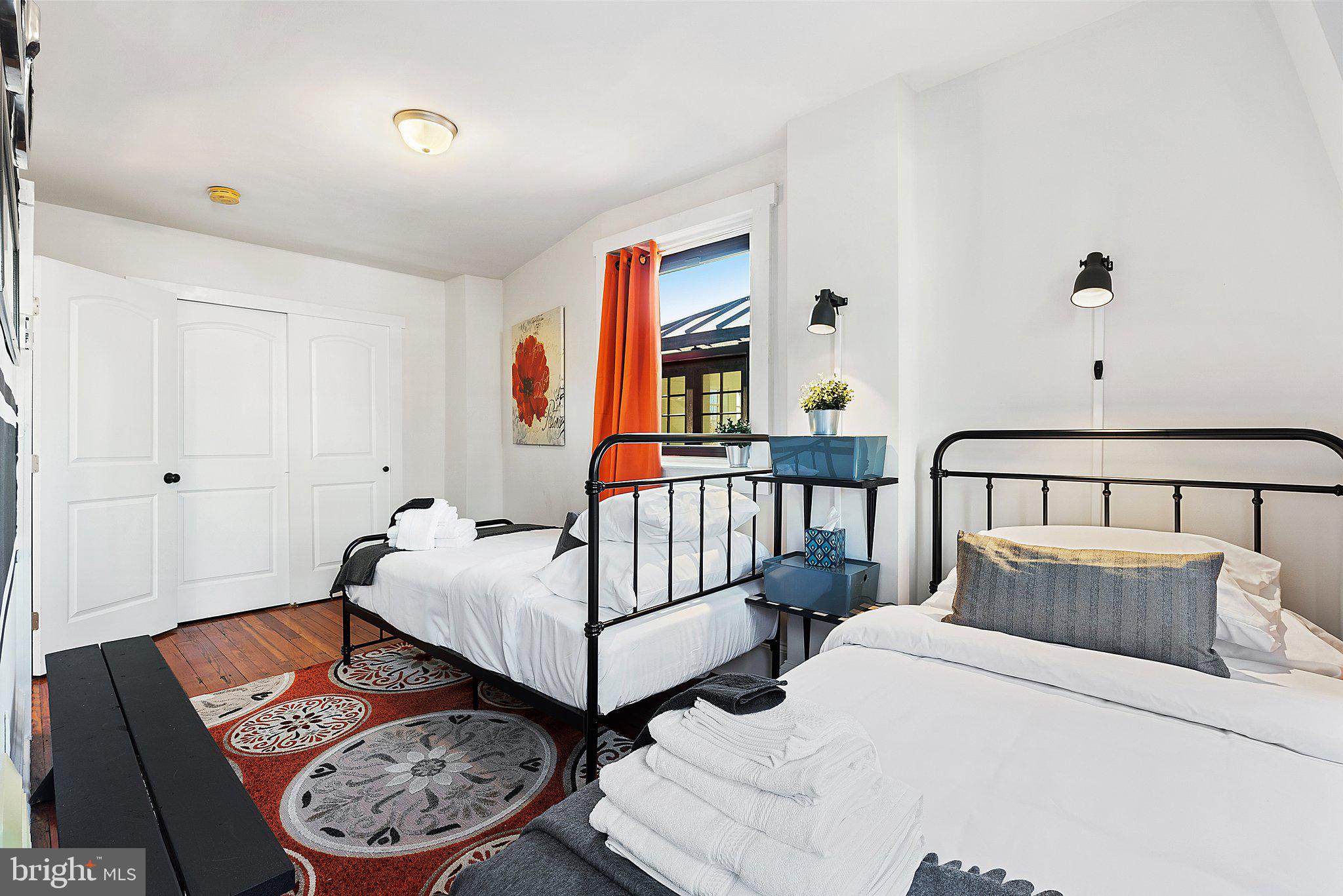 2134 Locust Street, Unit 4R Philadelphia, PA 19103 - Photo 24 of 30