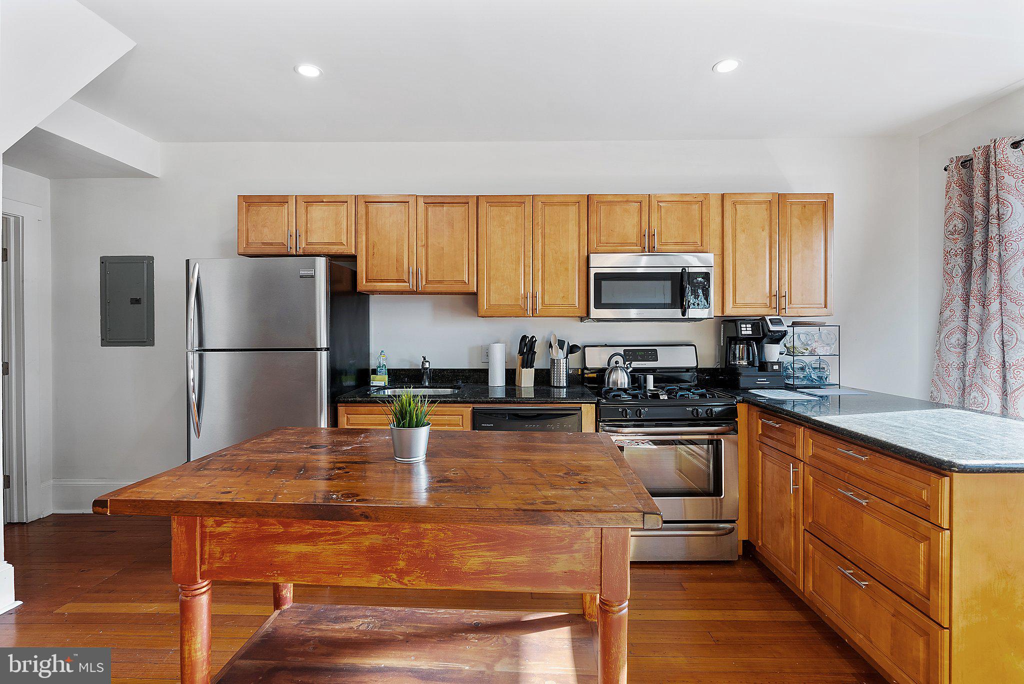 2134 Locust Street, Unit 4R Philadelphia, PA 19103 - Photo 5 of 30